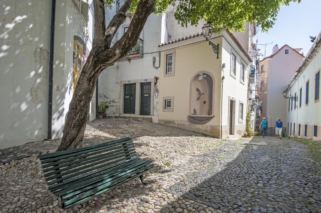 Stay Local In Alfama! Alice Central Home, Near River Lisboa Екстериор снимка