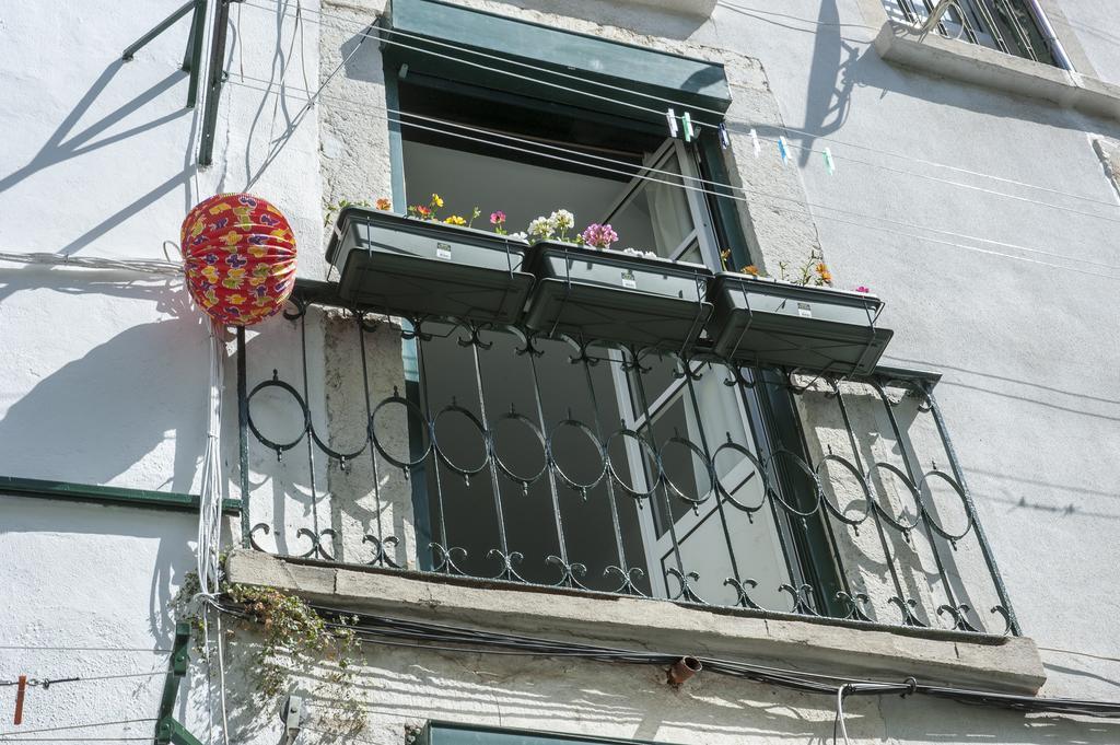 Stay Local In Alfama! Alice Central Home, Near River Lisboa Екстериор снимка