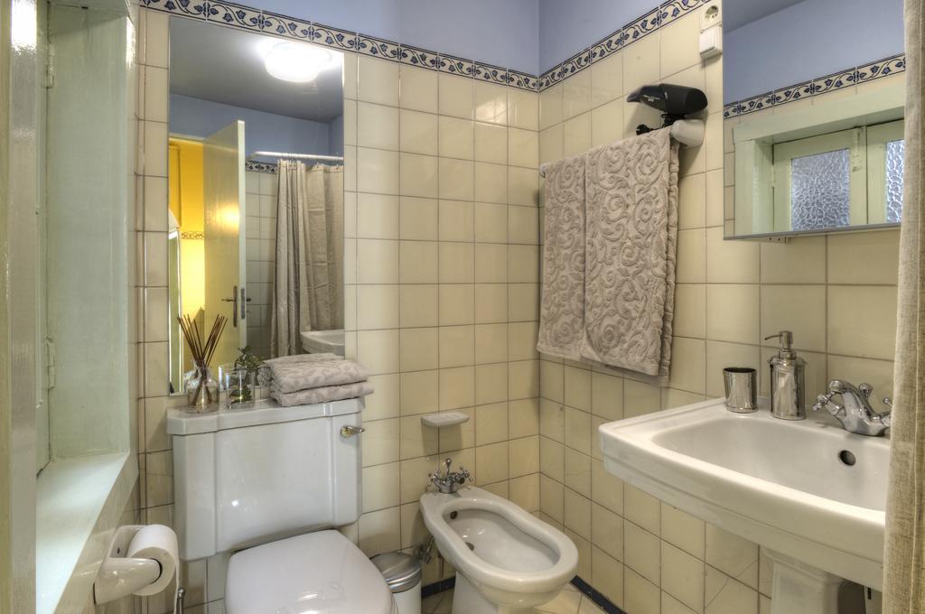 Stay Local In Alfama! Alice Central Home, Near River Lisboa Екстериор снимка